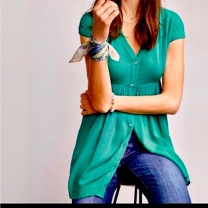 Anthropologie green Ladder Tunic Top